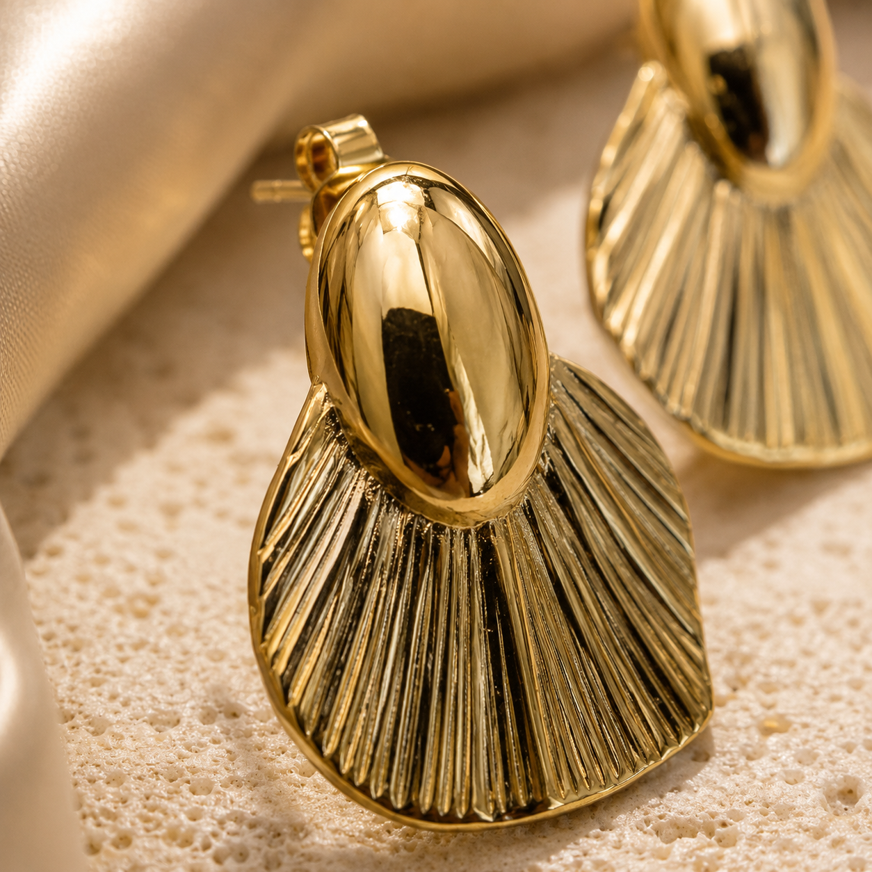 Boucles d’Oreilles Aurelia Dorées en Acier Inoxydable 316L